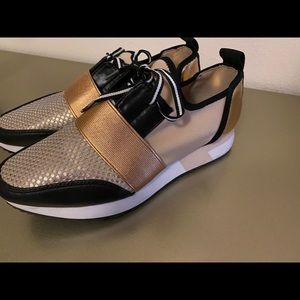 Steve Madden sneakers